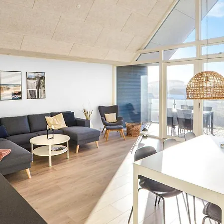 Apartament Gorgeous In With House A Panoramic View